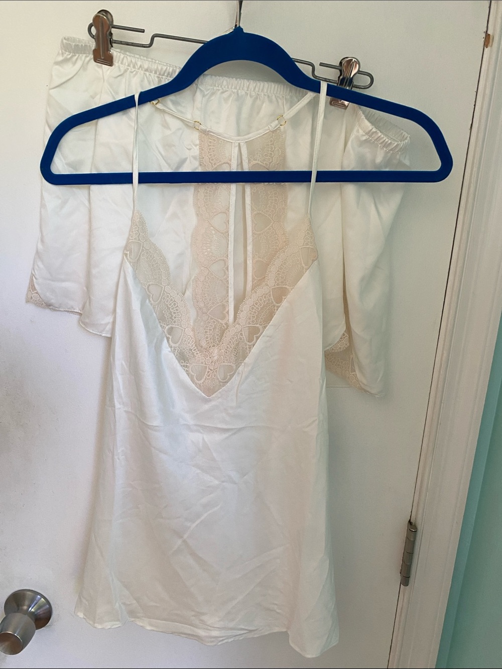 Flora by Flora Nikrooz heart lace detail Sleep Chemise pajama set NWT